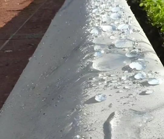 白塔硅烷浸渍涂料在混凝土保护中的应用